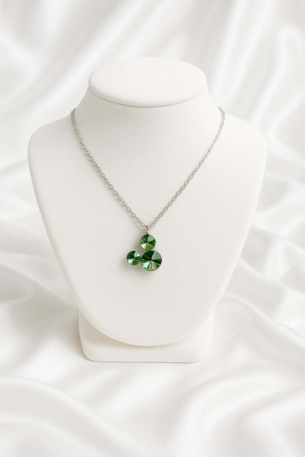 Emerald Radiance Necklace