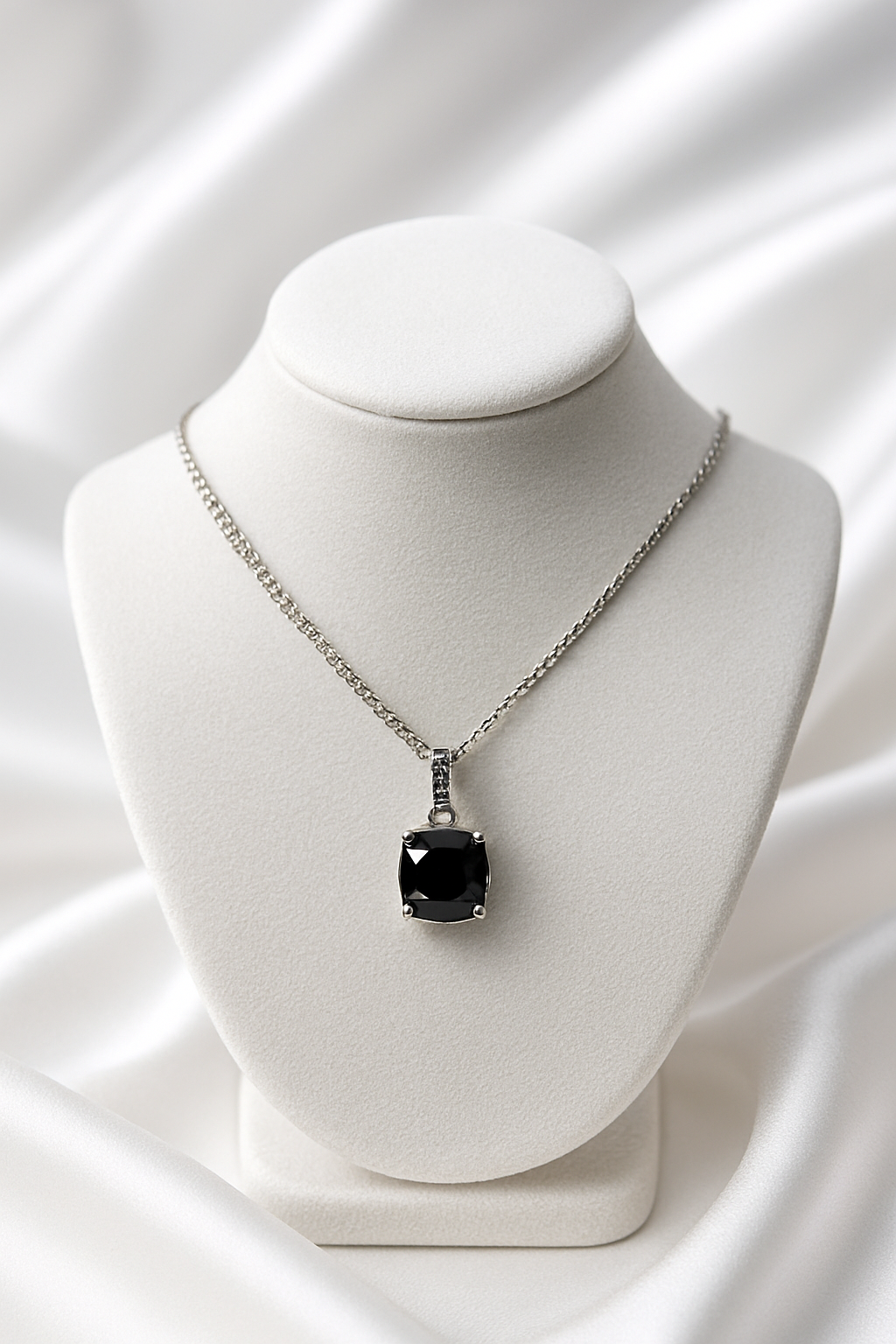 Sablira Necklace