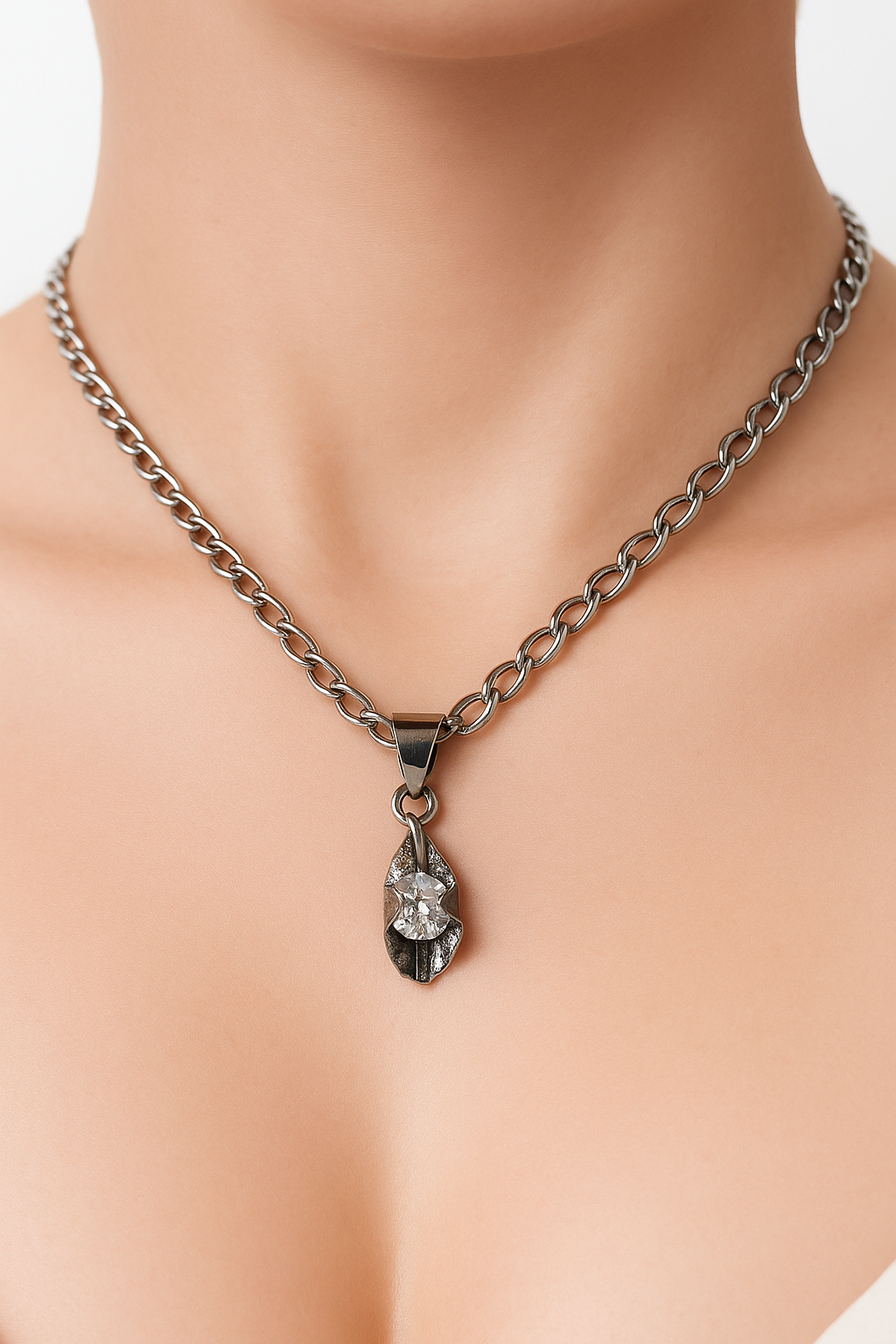 Perlisse Necklace