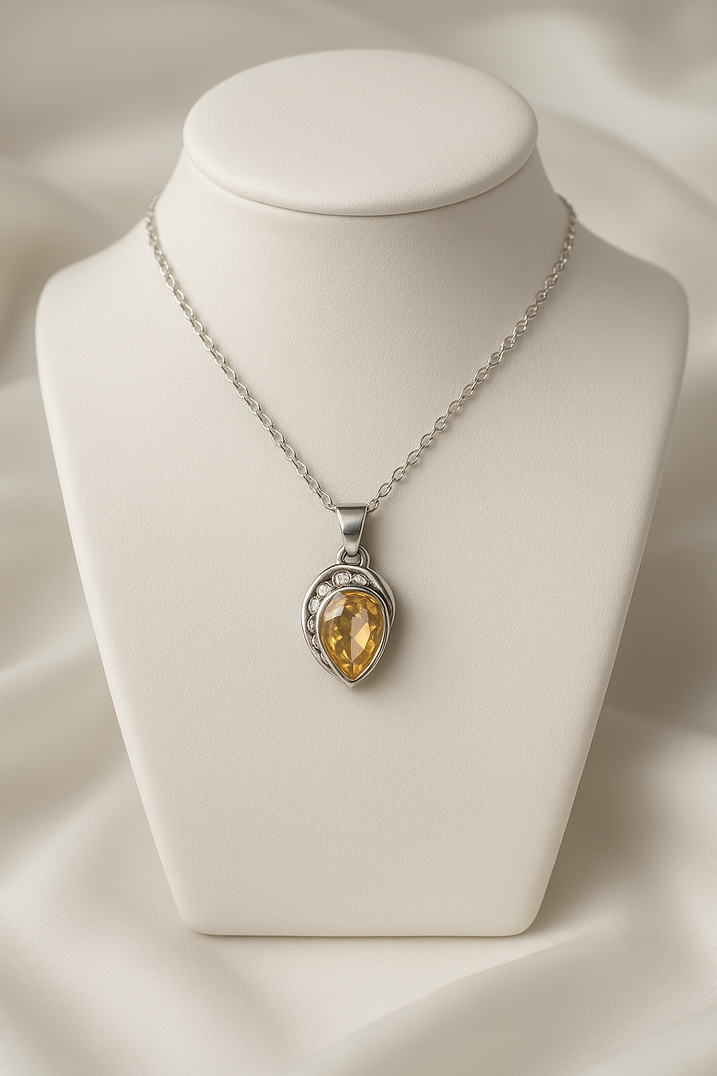Seraphis Necklace